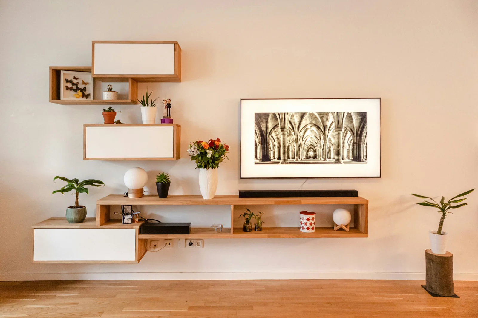 Living Room Unit